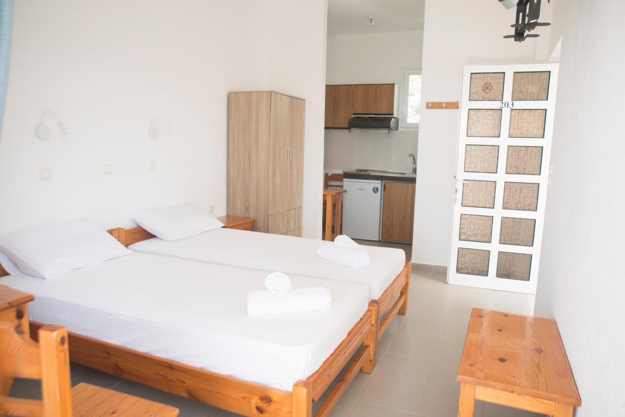 Manolia Apartments & Studios Plakias Extérieur photo