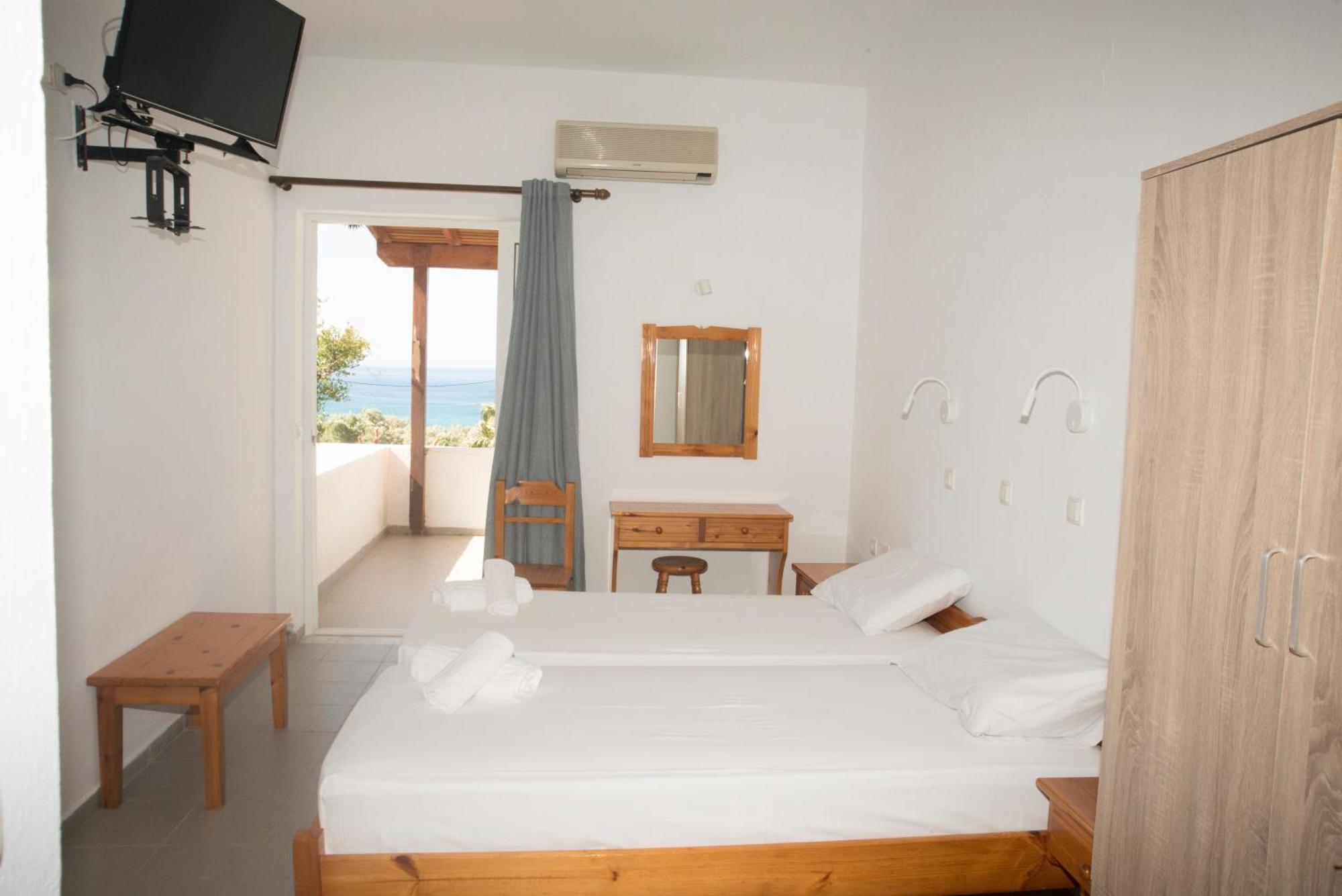 Manolia Apartments & Studios Plakias Extérieur photo